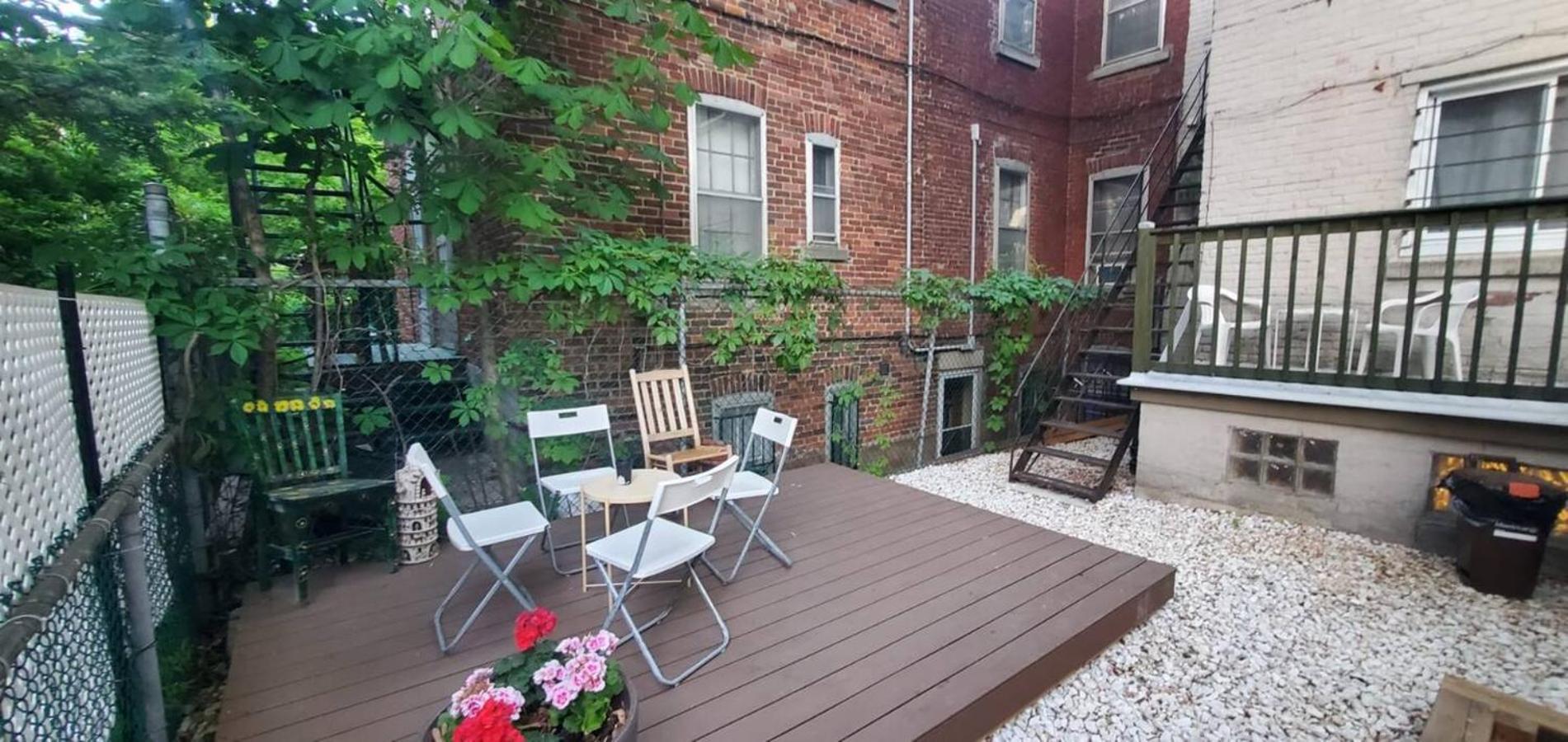 Perfect For Groups Big Livingroom 2 Backyard 3Br Монреаль Экстерьер фото